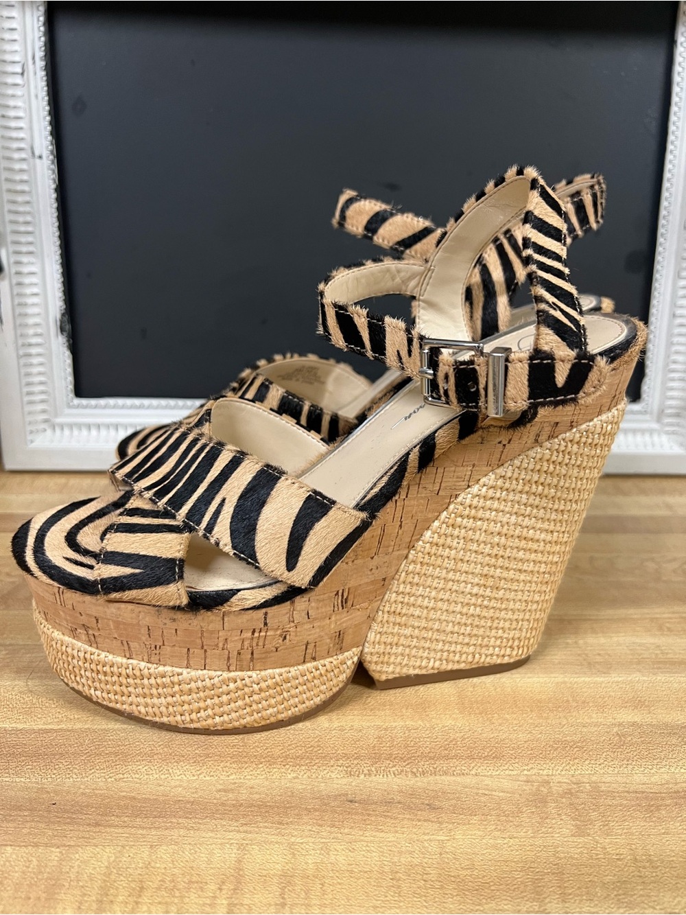 Jessica Simpson cow hide Zebra-Print Platform Espadrille Sandals - Black & Tan - Picture 3 of 7